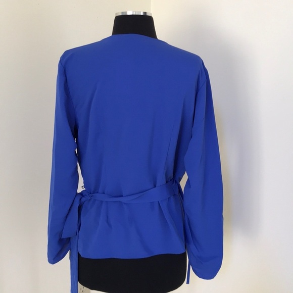 NWT! Bar lll medium conalt blue wrap blouse - Picture 4 of 8